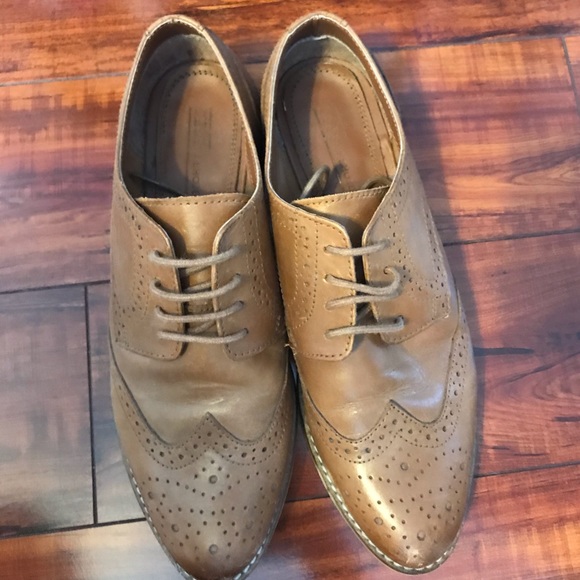 Wingtip Shoe - Real Leather - Picture 2 of 3